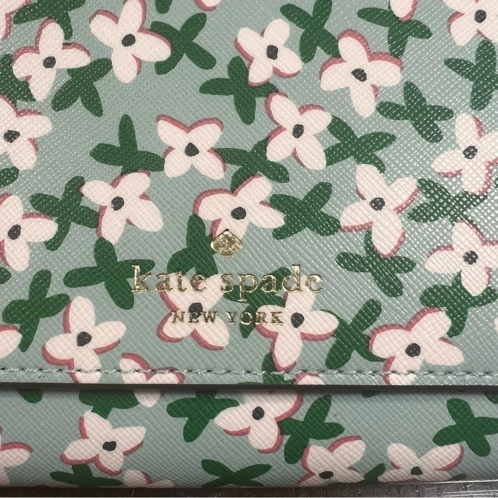 KATE SPADE NEW YORK DANA WALLET ON A STRING. Floral aphrodite nwt